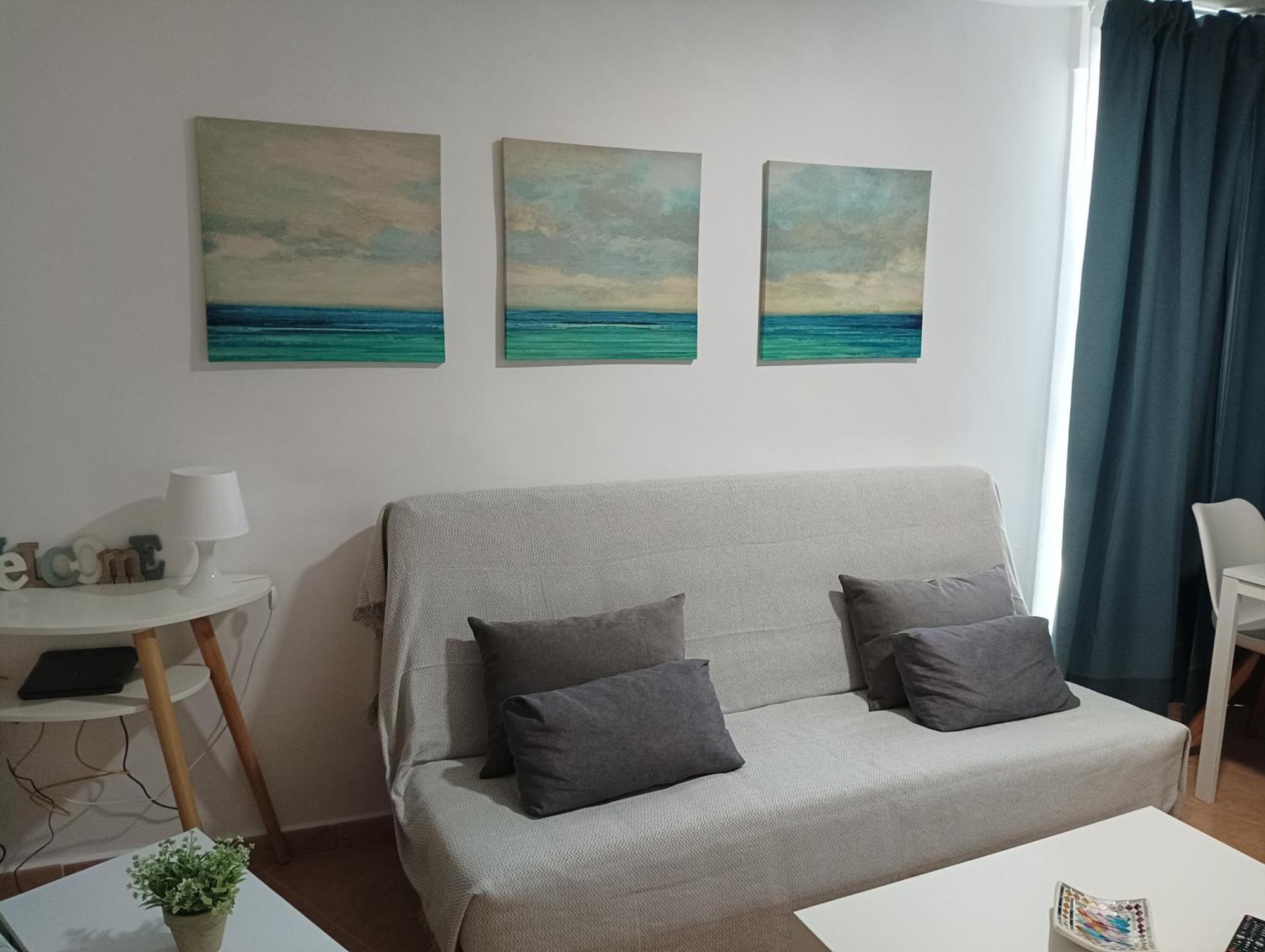 דירות בנאלמדנה Luminoso Estudio Muy Cerca De La Playa מראה חיצוני תמונה